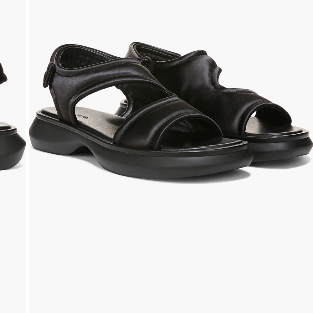 Vince Fresca sandal, size 7.5